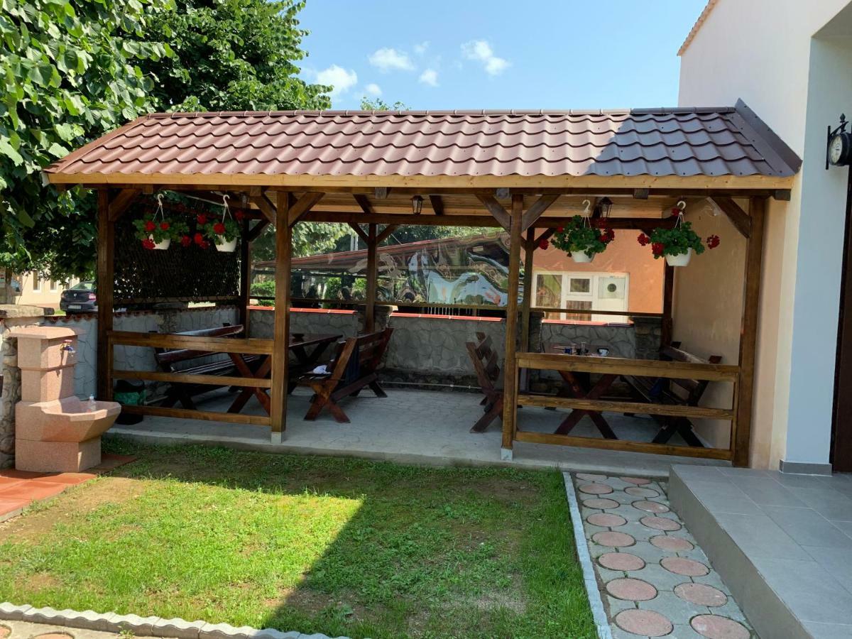 Casa Roka Lejlighed Ieşelniţa Eksteriør billede